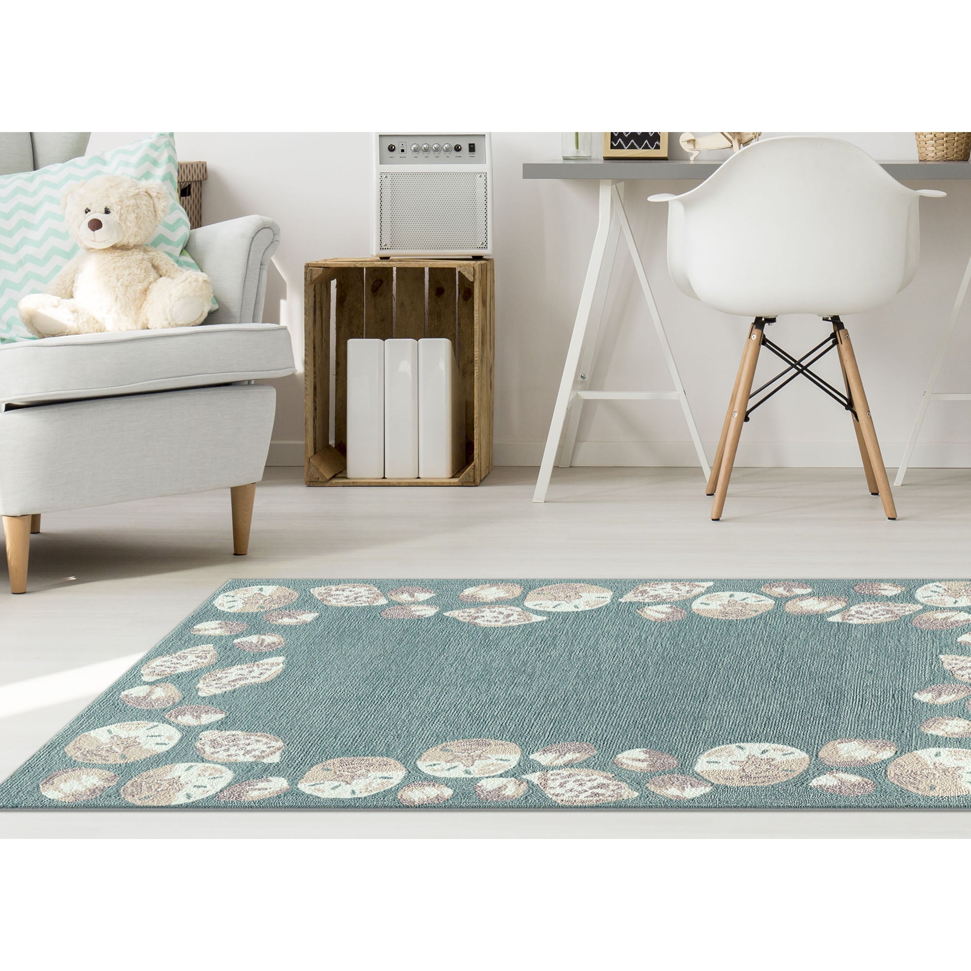 Capri Seashell Border Indoor Outdoor Area Rug