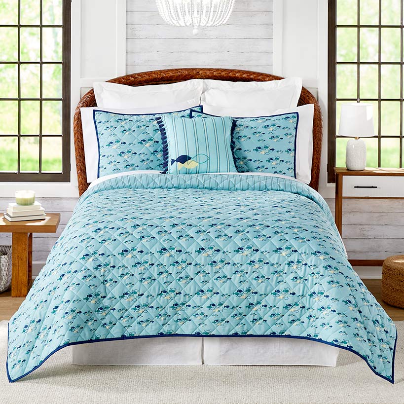 Reversible Full/Queen or King Quilt or Sham Y37054