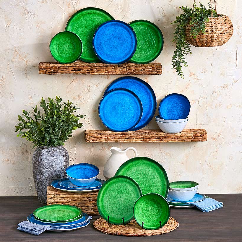 Vibrant Melamine Dinnerware Set for 4 F82355