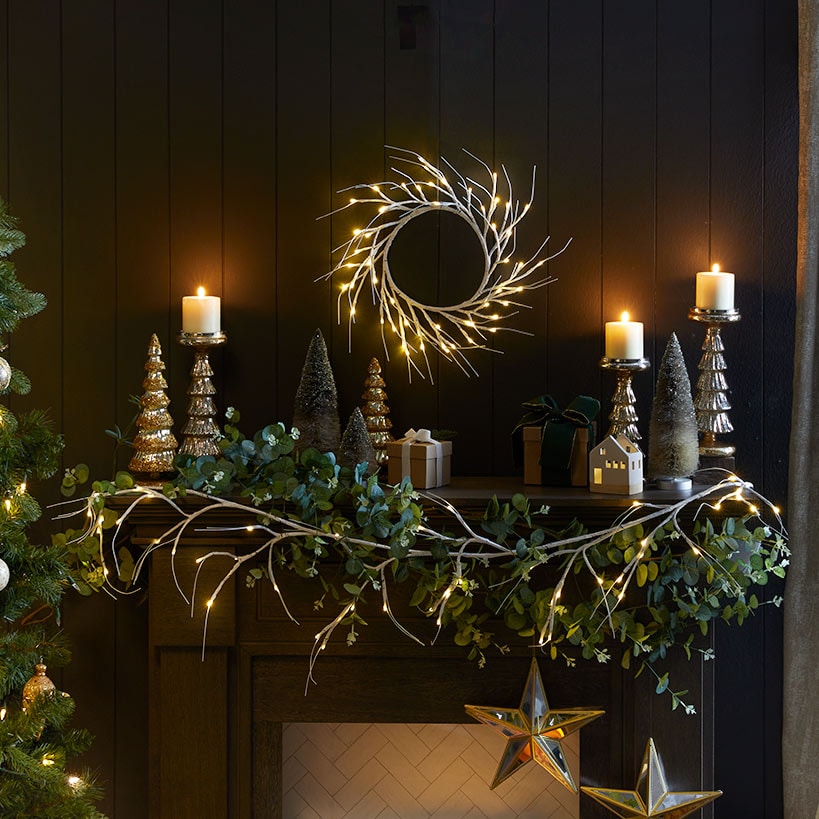 Lighted Winter Birch Branch Wreath 24" L602