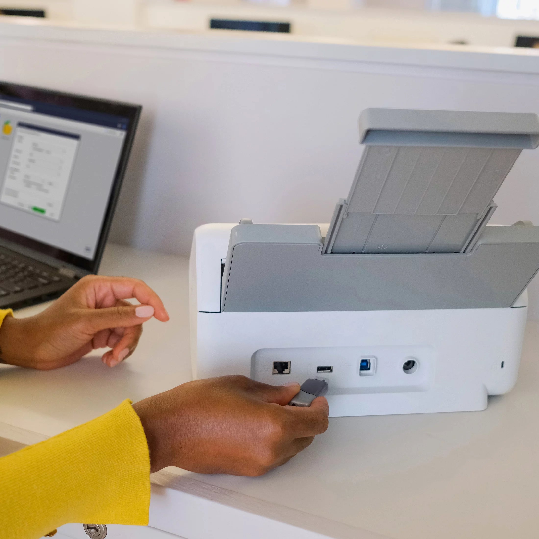 Professional Desktop Document Scanner J654