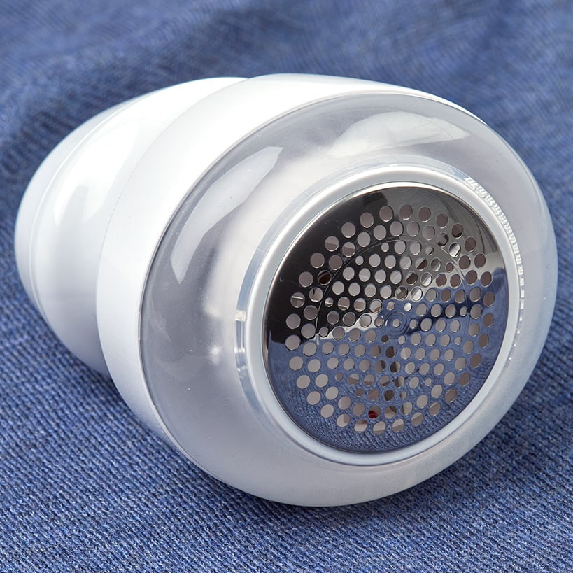 2-in-1 Rechargeable Fabric Shaver or Set of 3 Refills