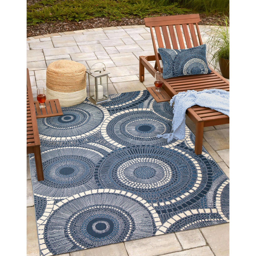 Marina Circles Indoor Outdoor Throw Pillow