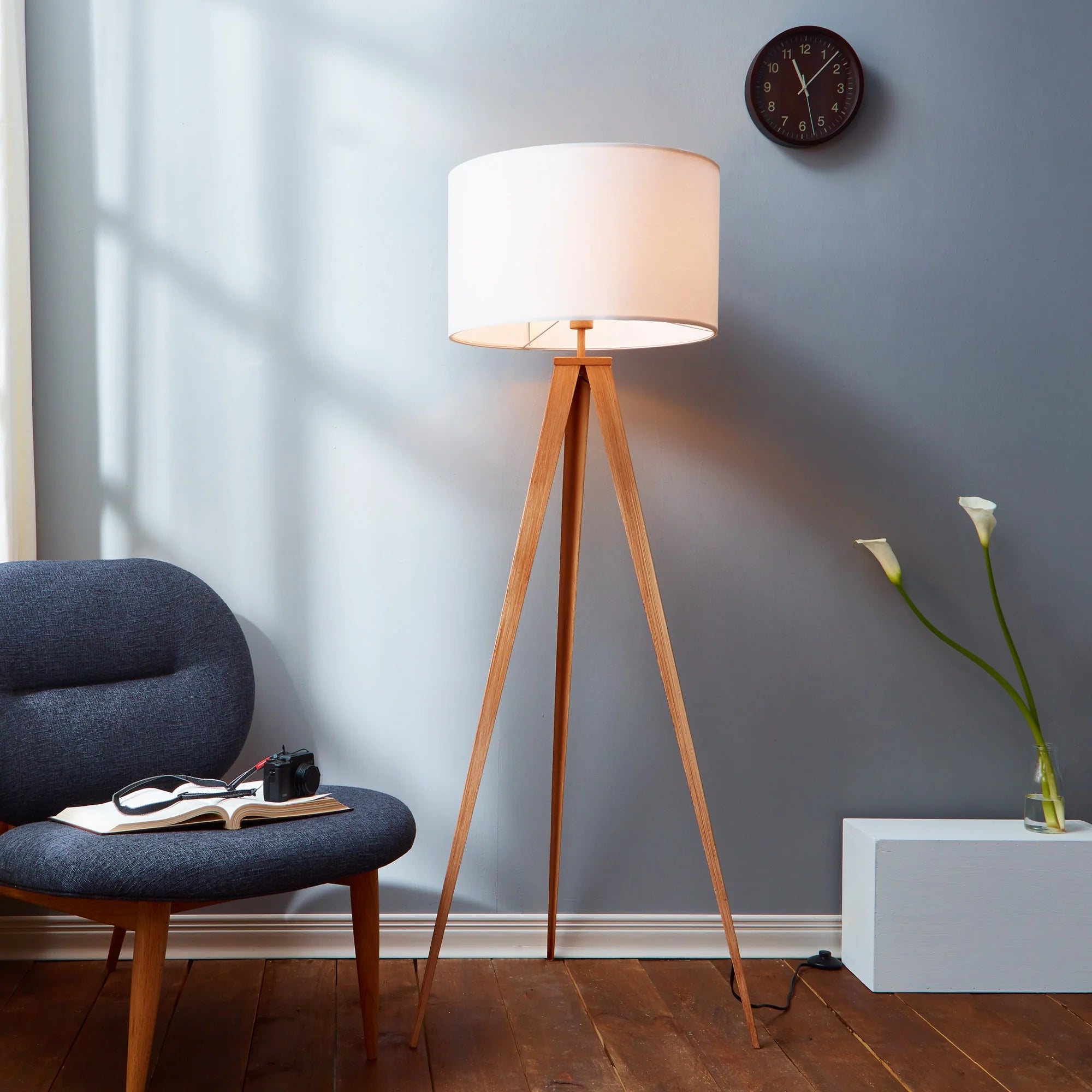 White Shade Tripod Floor Lamp J10792