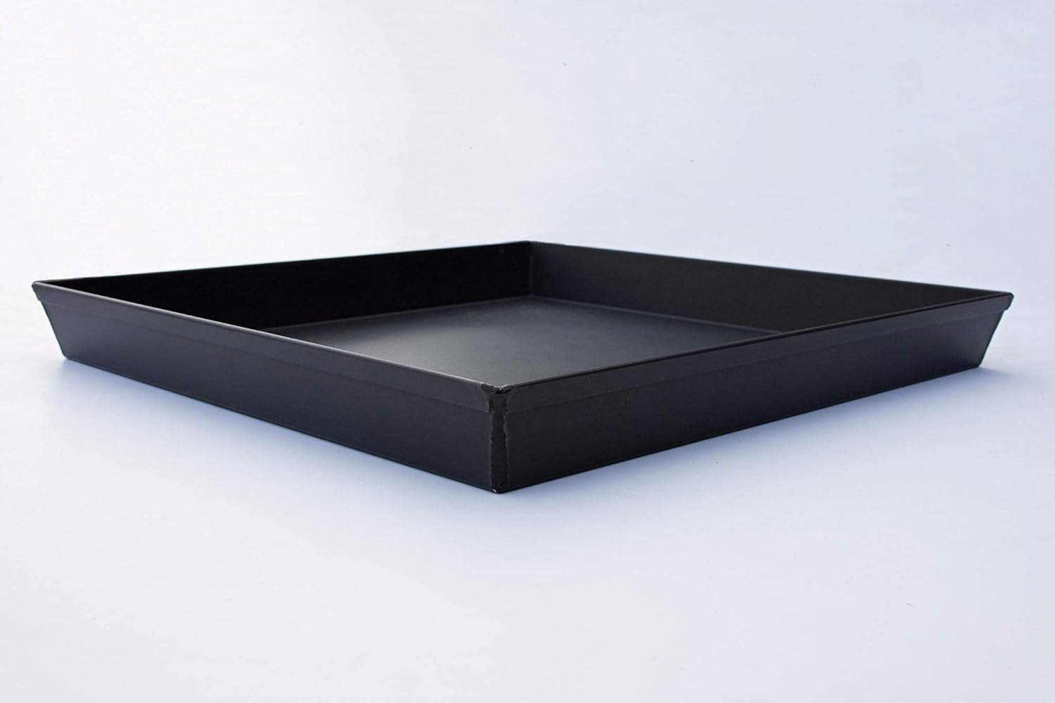 14x14x1.5 inch Pre-Seasoned Pizza Pan U6015