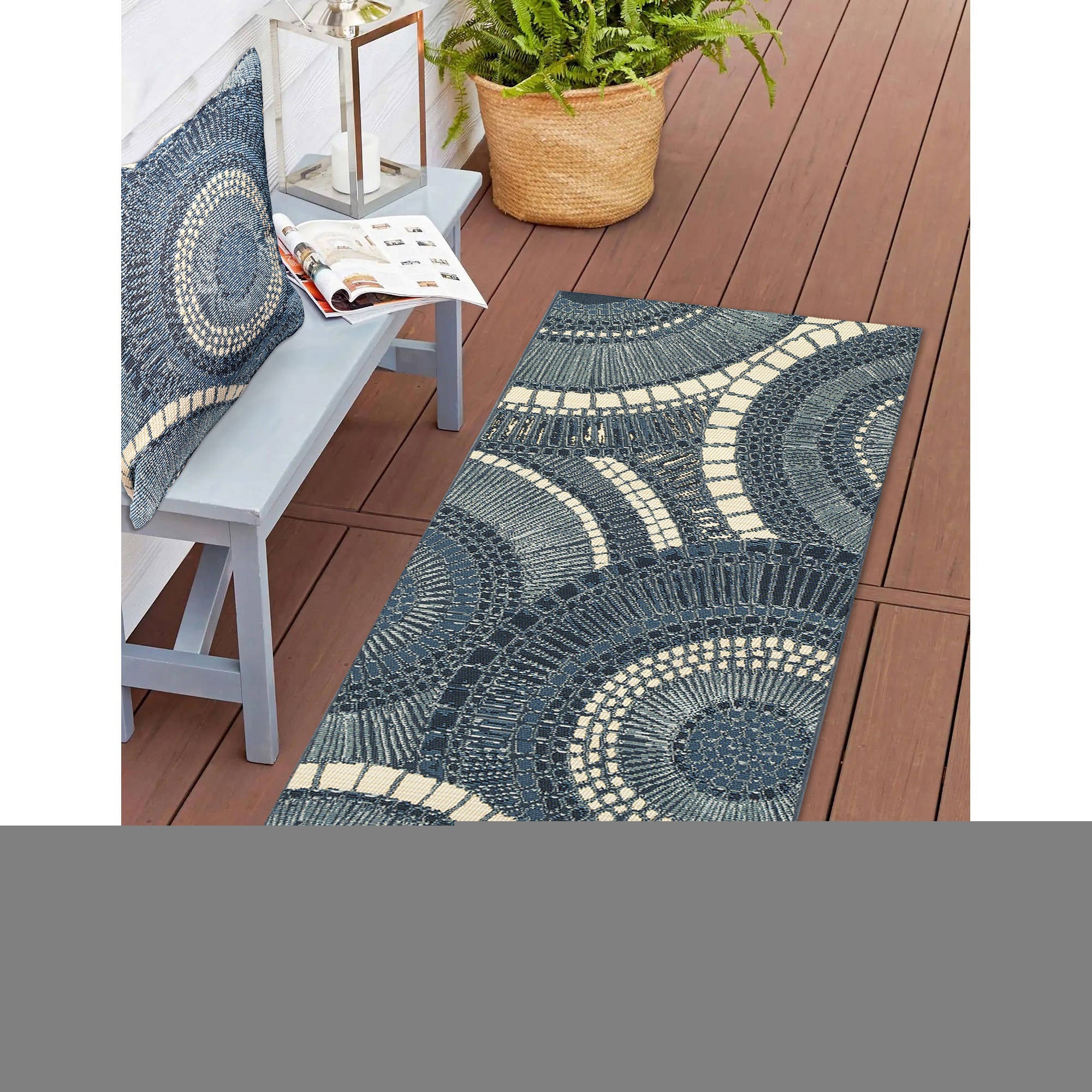 Marina Circles Indoor Outdoor Throw Pillow