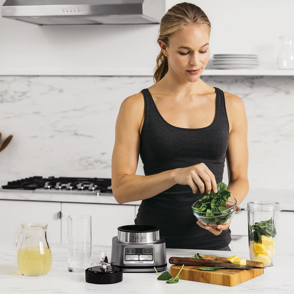Black Silver Smoothie Bowl Maker B7965