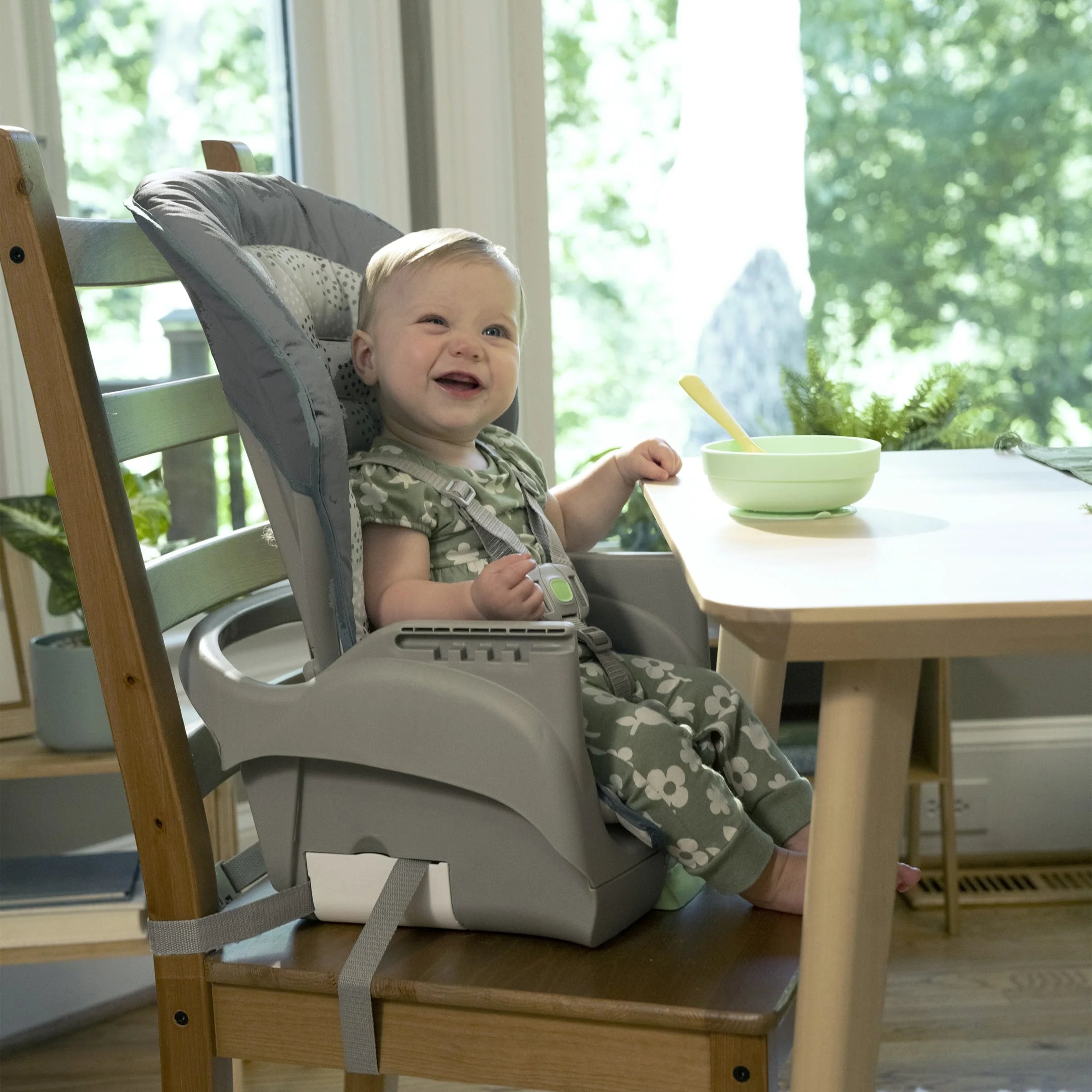 6-in-1 High Chair U1774