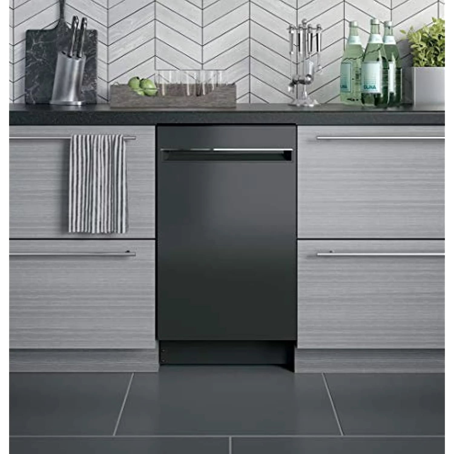 Black 18 Inch Built In Fully Integrated Dishwasher H625