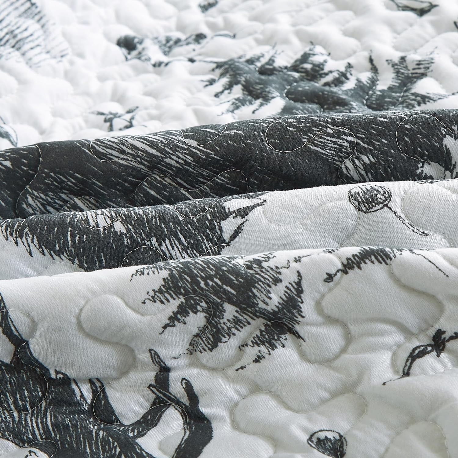 3-Piece King White Black Gray Microfiber Quilt Set X968673