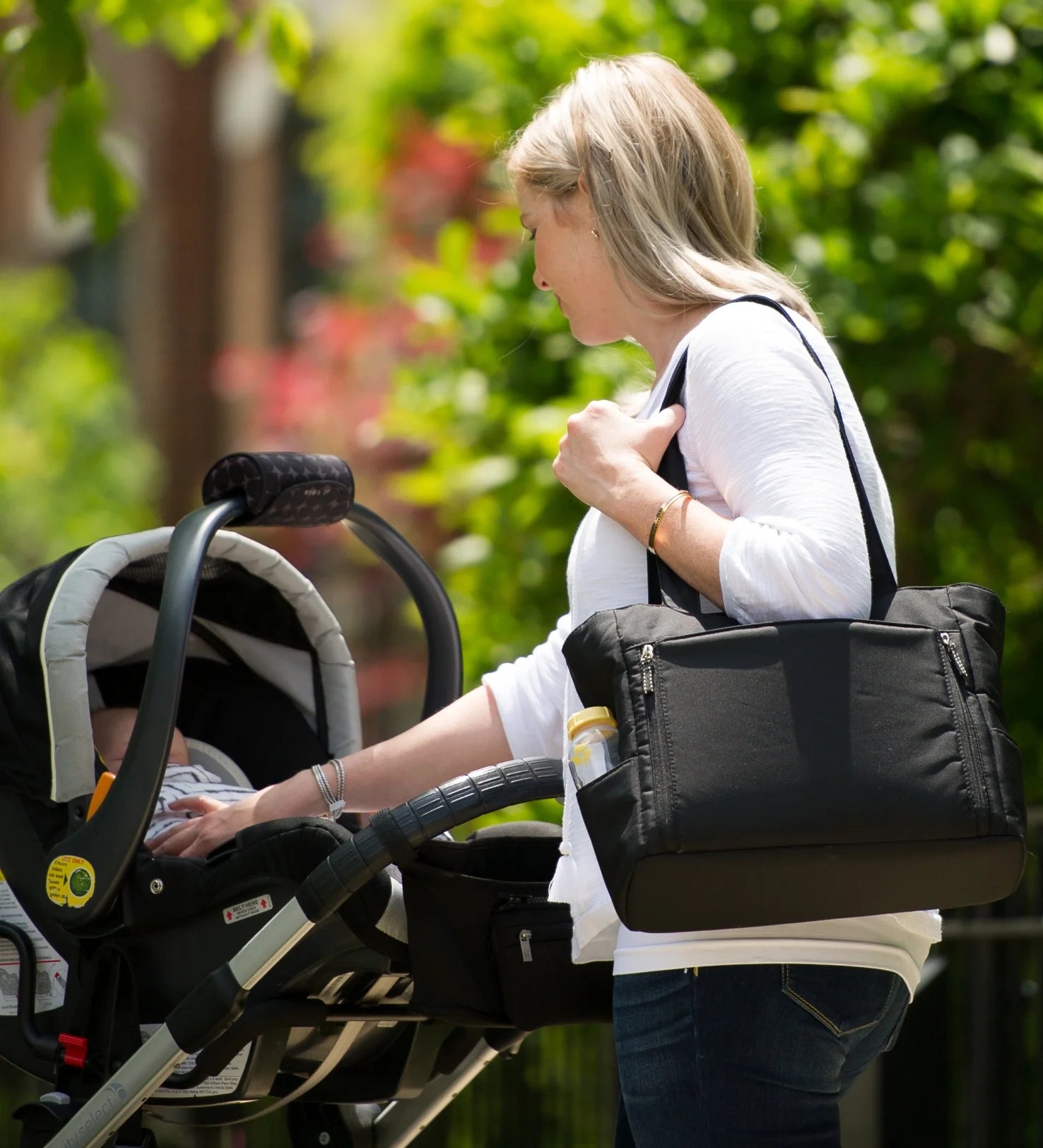 Breast Pump with Tote U7389