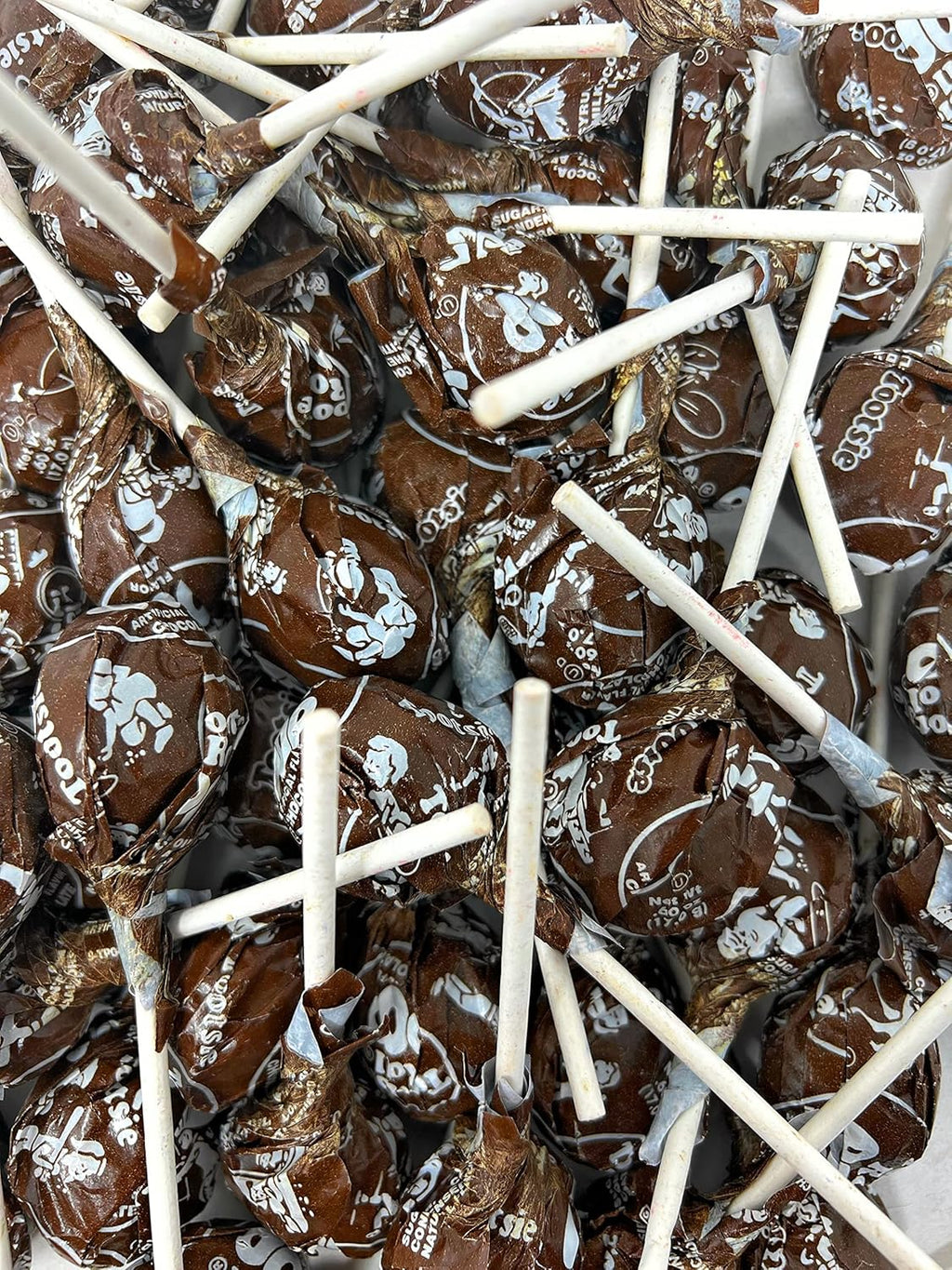 Chocolate Lollipops Bulk Candy 50+ Count 2.25 lbs (36 Oz) G812