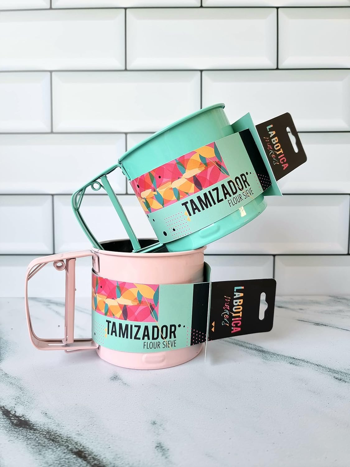 Pink Stainless Steel Hand-held Flour Sifter S507
