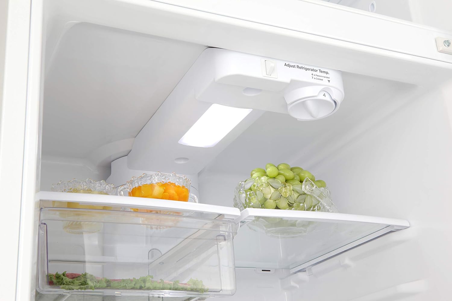 White 18 Cu.Ft Top Mount Refrigerator H852