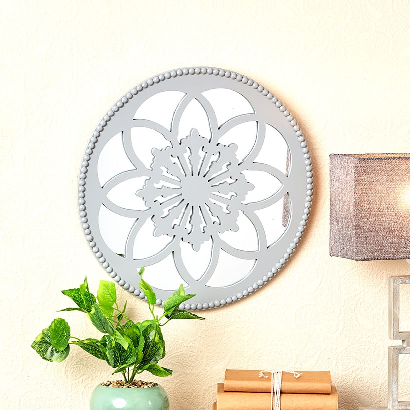 Oversized Medallion Wall Decor R927412