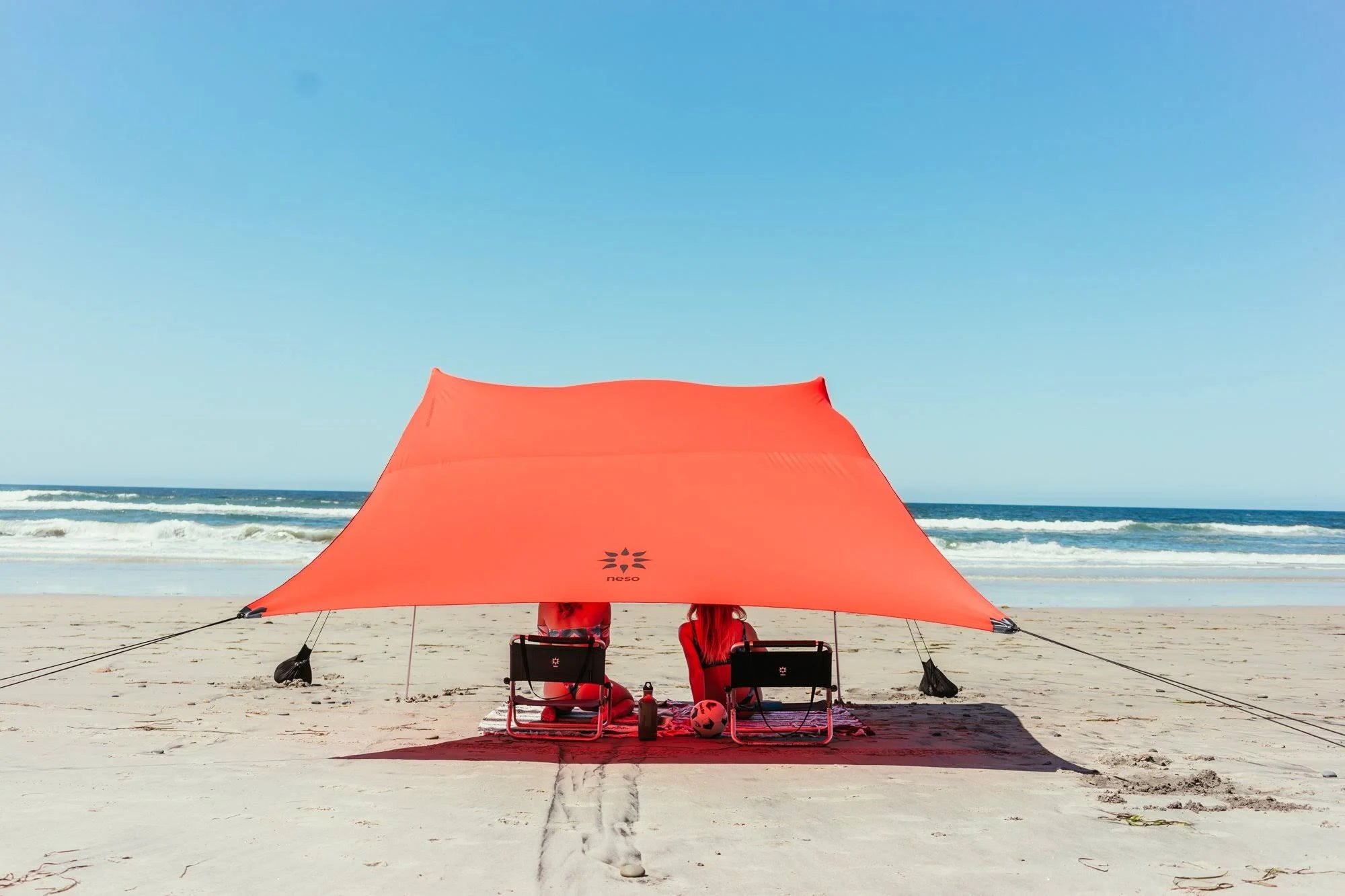 7ft Tall 9 x 9ft Beach Tent Y21907
