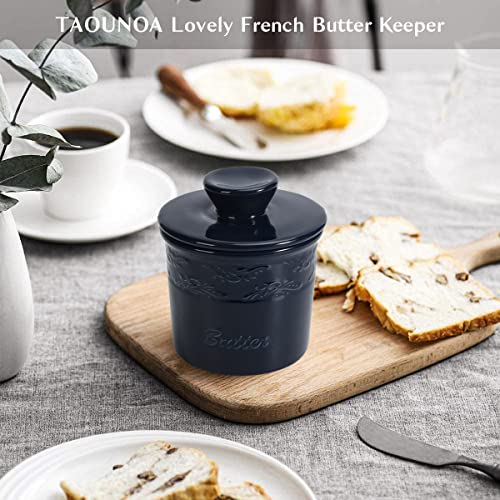 White Ceramic Butter Dish with Lid W880