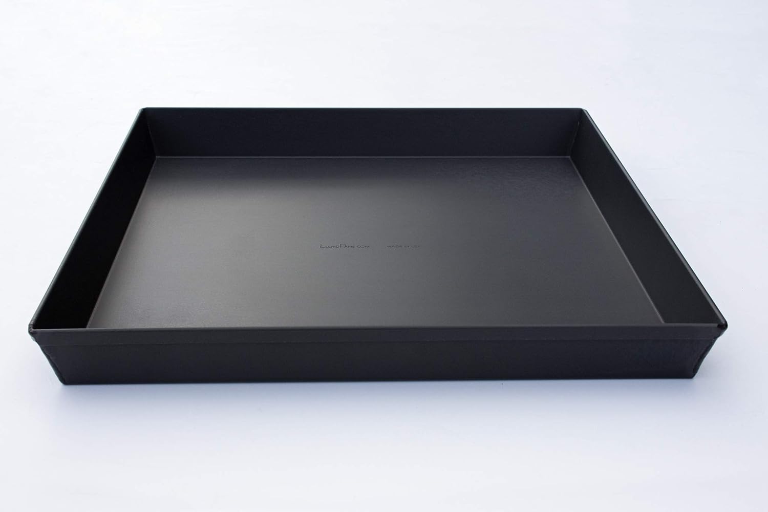 14x14x1.5 inch Pre-Seasoned Pizza Pan U6015