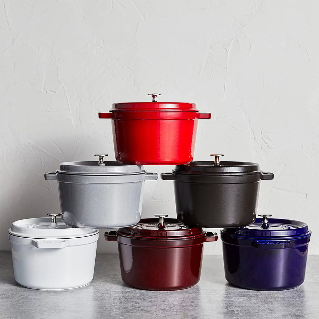 Matte Black Cast Iron Dutch Oven 5-qt Q42929
