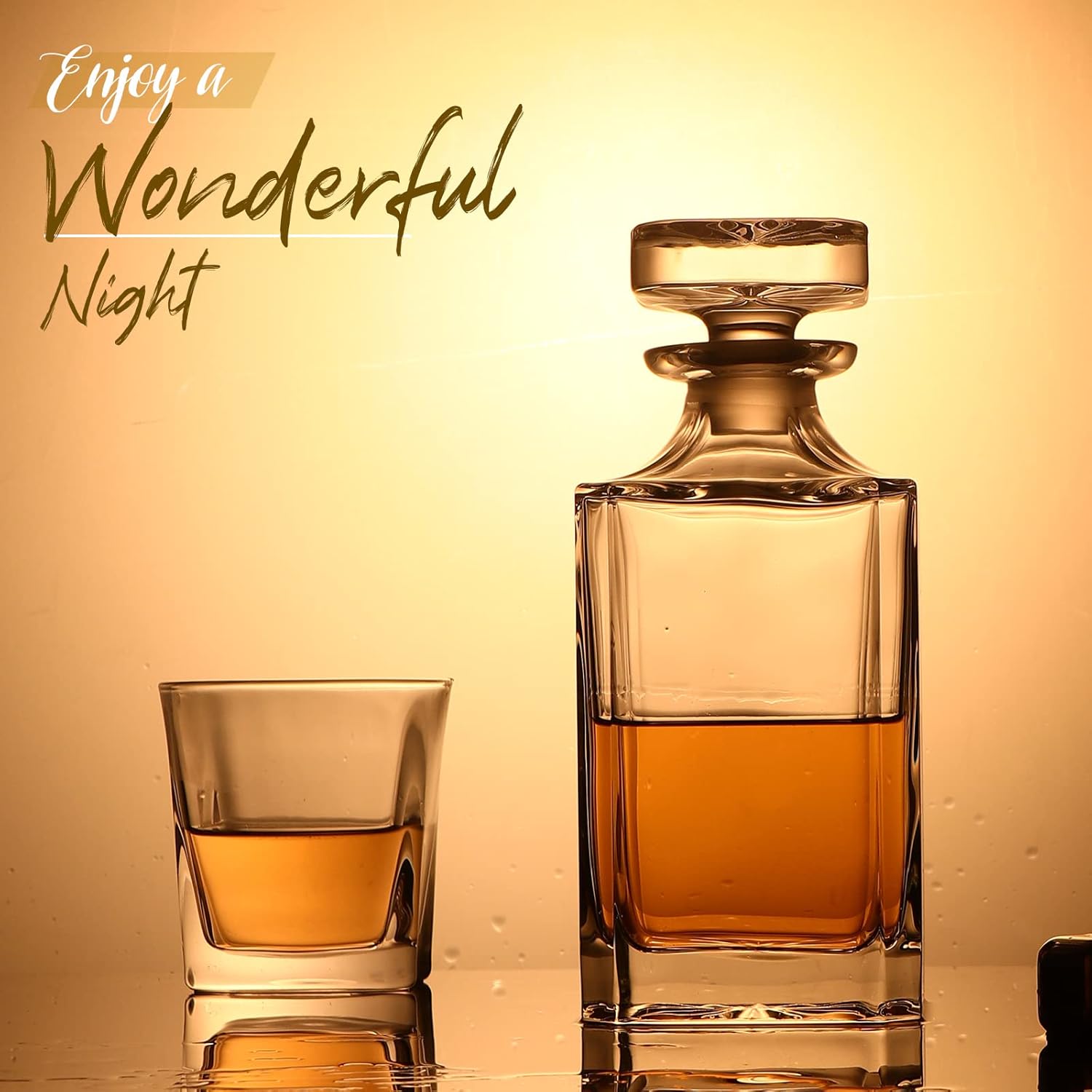 Glass Decanter with Airtight Stopper, 25.97 oz K46419
