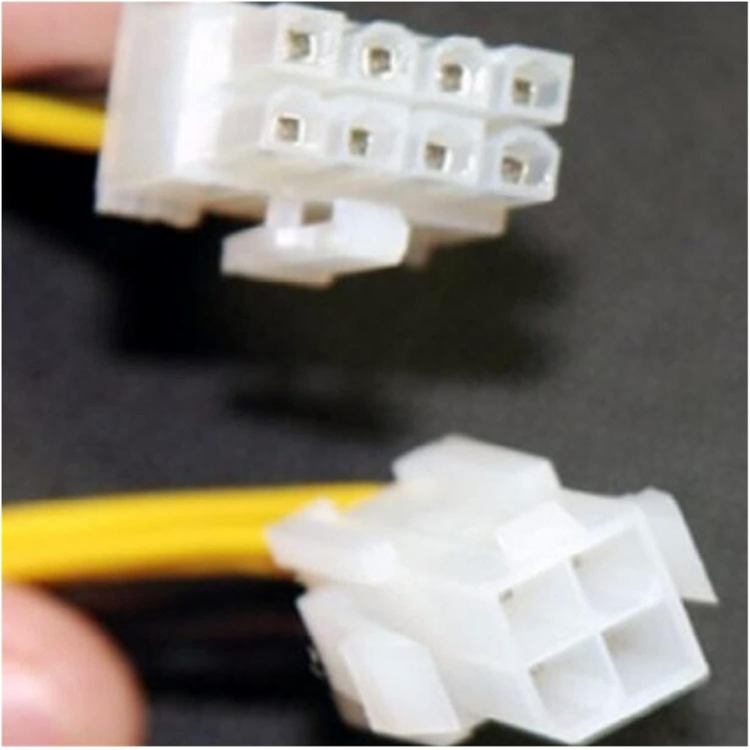 4 Pin Male to 8 Pin CPU Power Converter Cable J1105