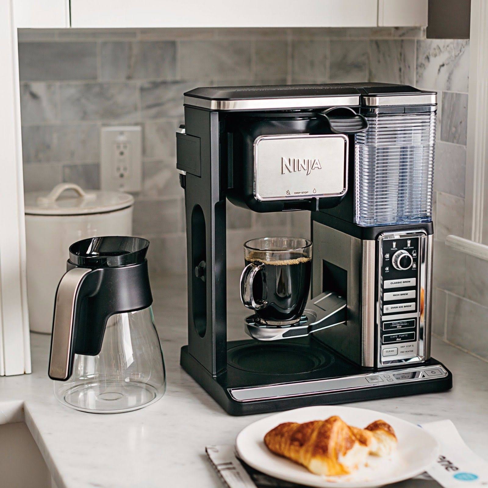 10-Cup Black Stainless Glass Carafe Coffee Brewer G1636