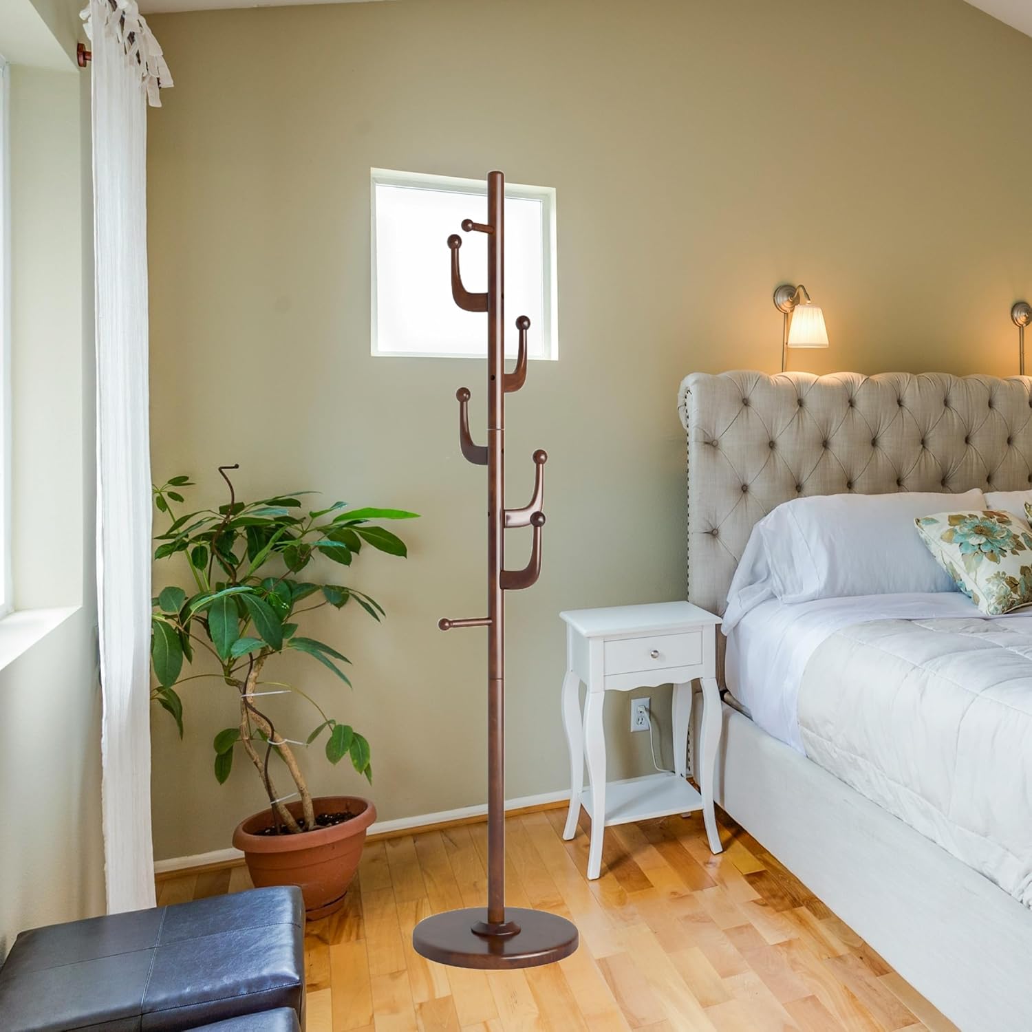 Brown Freestanding Wood Coat Rack Y652