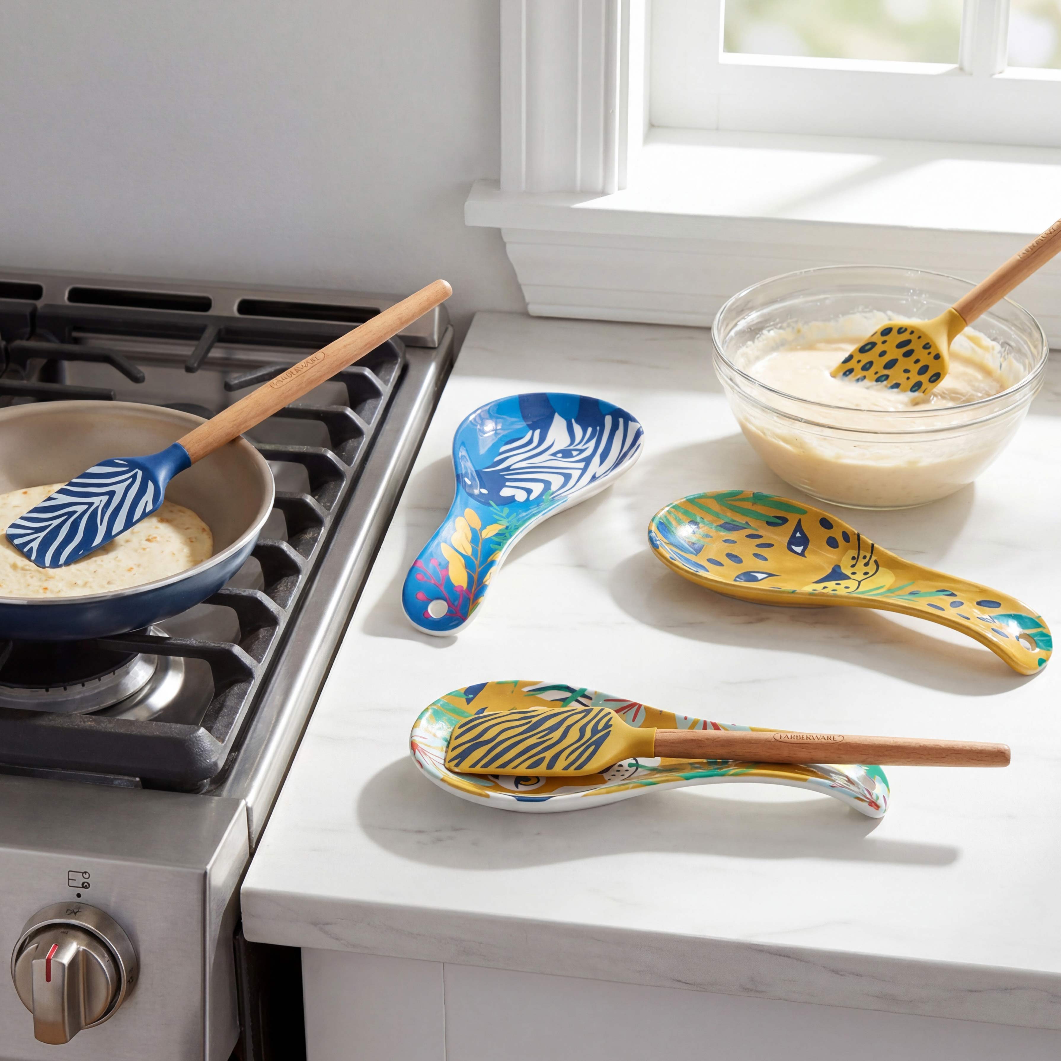 Farberware Spoon Rest and Spatula Set