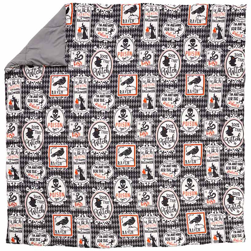 Haunted Walls Comforter Set and Flannel Throw Bundle