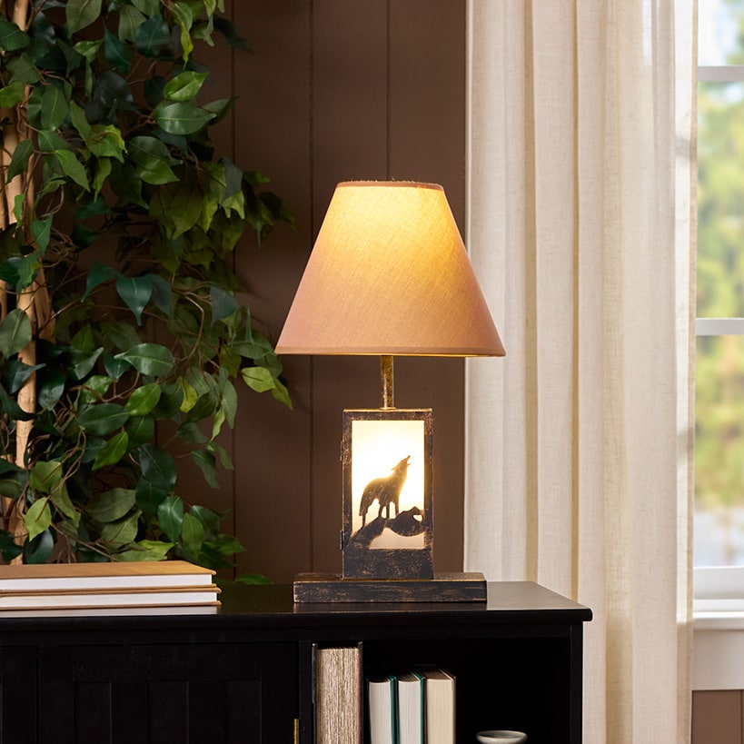 Woodland Animal Silhouette Tabletop Lamp