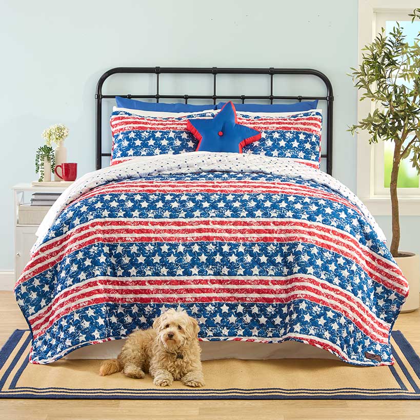 Mossy Oak Stars and Stripes Quilt Collection